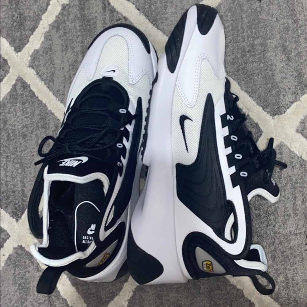 COPY - Nike zoom 2k